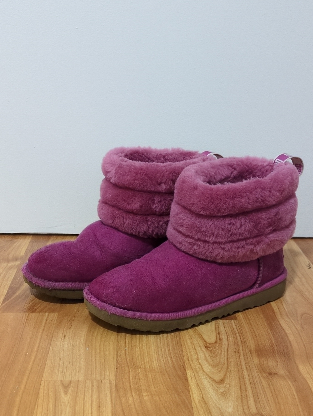 UGG Fluff Mini Quilted boots Girls Size 3 Fuchsia Pink